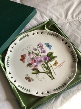 VINTAGE PORTMEIRION SWEET PEA ROUND RETICULATED 10 INCH SERVING PLATTER